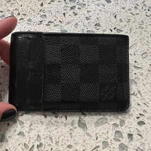 GENUINE LV CARDHOLDER🖤